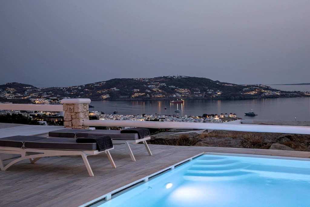 Villa exclusive de Mykonos avec vue imprenable sur la mer et équipements de luxe